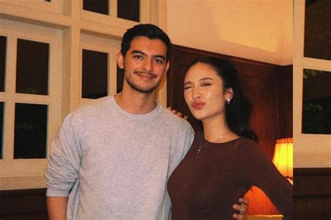 pasangan artis   public    popbelacom