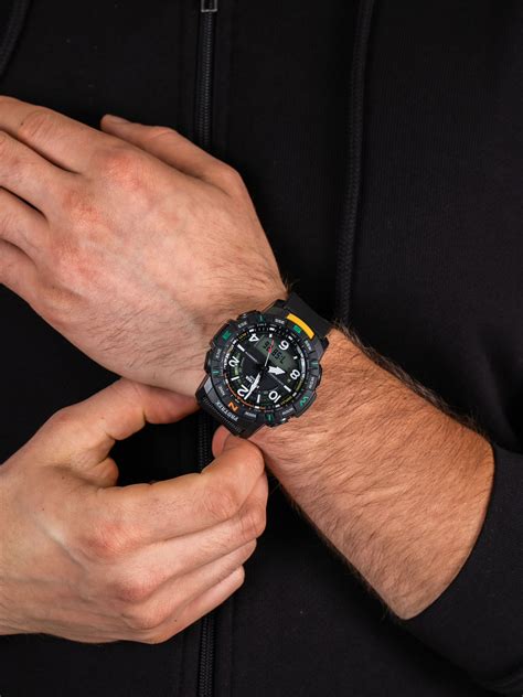ProTrek PRT-B50-1ER Casio - Zegarek.net