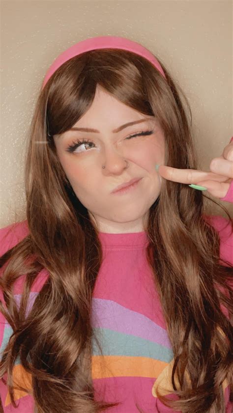Mabel Pines 💫🌈🐷 : r/cosplaygirls