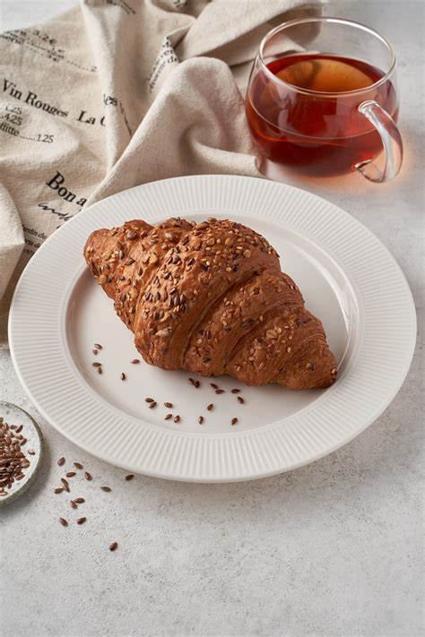 Круассан зерновой (20 шт*70 гр)