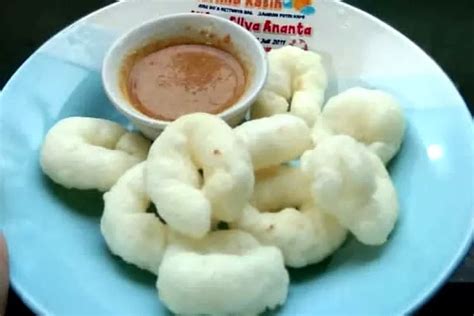 nikmatnya geblek makanan khas purworejo disebut cirengnya jawa tengah