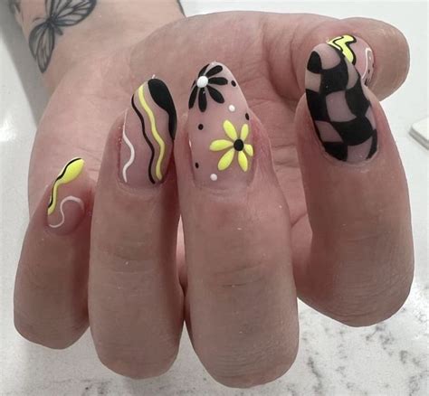 Edgy Nail Art, Edgy Nails, Funky Nails, Cute Acrylic Nails, Cute Nails ...