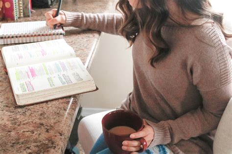 How to Use a Journaling Bible - Faithfully Planted