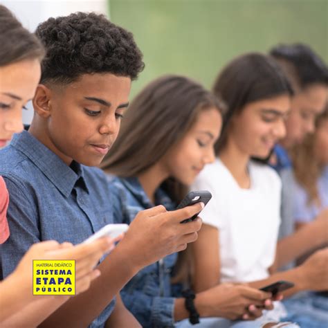 Uso do celular em sala de aula: distração ou ferramenta pedagógica ...