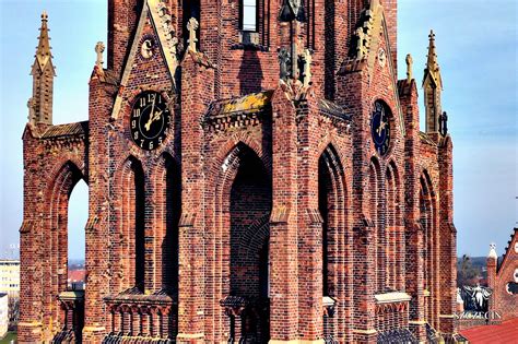 Kościół w Szczecinie-Dąbiu w wielkim detalu • Historyczny Szczecin