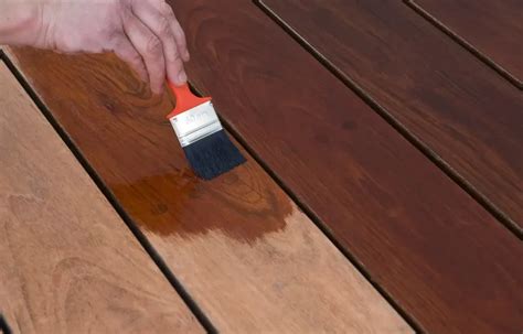 choose  stain  decking pi gardening