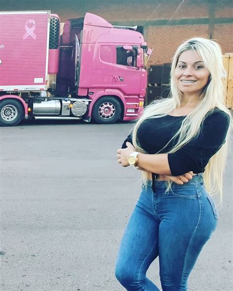 Sheila Bellaver Dando A Buceta - Sheila Bellaver