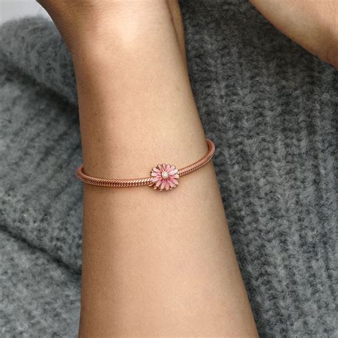 Pink Daisy Flower Charm | Rose gold plated | Pandora US