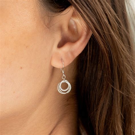 jewellery for a 30th birthday