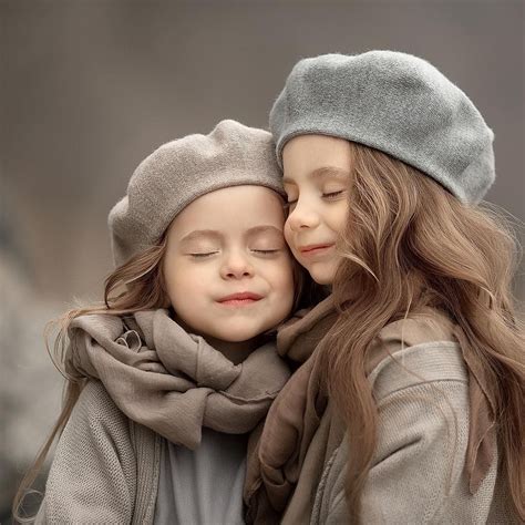Фото Двух Девочек — Картинки фотографии