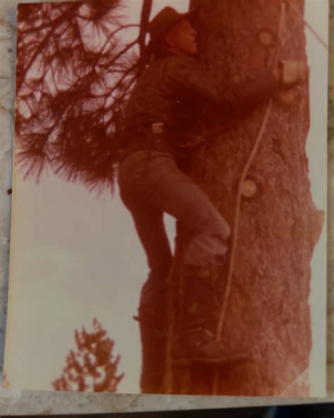 Bess Burton (@bessburton) • Instagram photos and videos