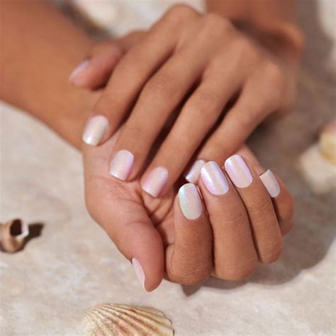 5 manicuras elegantes y chic para uñas cortas | uñas cortas | manicura ...