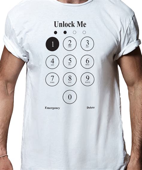 Μπλούζα με στάμπα Unlock me