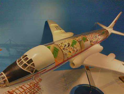Russian Tupolev TU-104 Jet 1961 : r/ThingsCutInHalfPorn