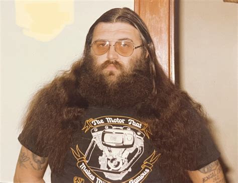 Dad in the early 80’s : r/OldSchoolCool
