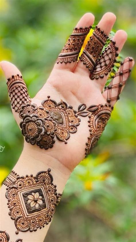Eid-al-Adha 2023: Mehndi designs to go for this Eid