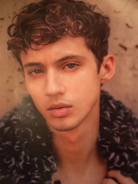 Troye Sivan News on Twitter | Troye sivan, Troye sivan songs, Singer
