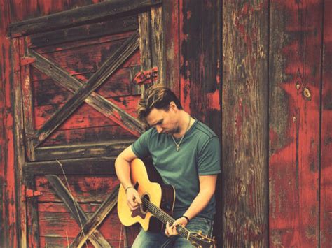 Christian singer Luke Yates to perform in Rainier next month