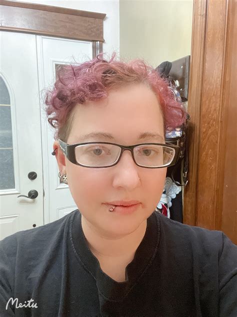 I really like my hair in this pic and it gave me a bit of euphoria. As