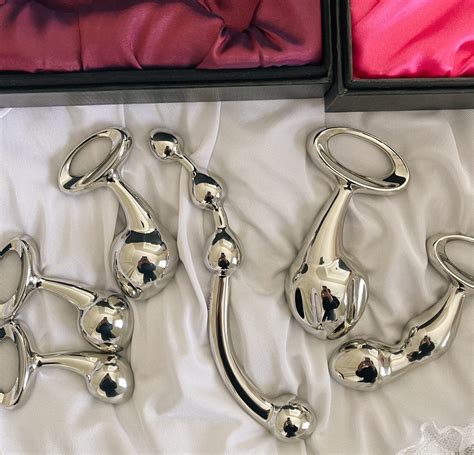 The Ultimate Guide to Body-Safe Sex Toys - Slutty Girl Problems