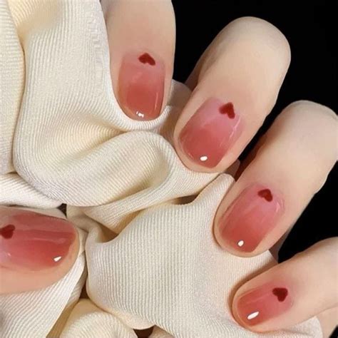 Маникюр на короткие ногти | Gel nails, Simple nails, Acrylic nails