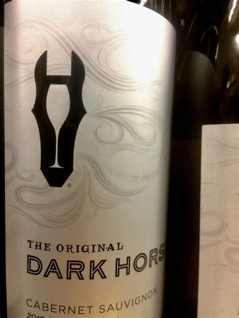 "Dark Horse" wine logo : r/DesignPorn