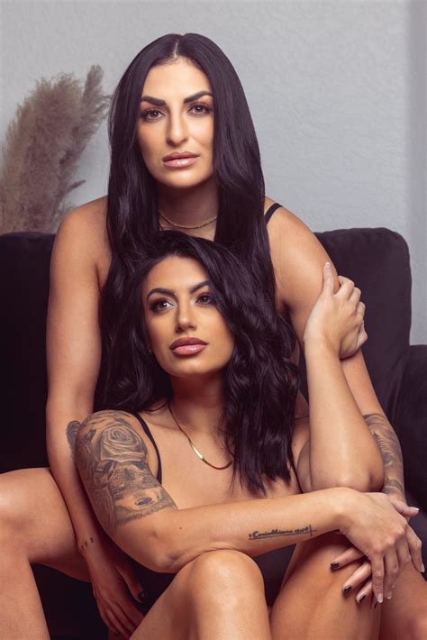 Sonya Deville and GF : r/WrestleCuties
