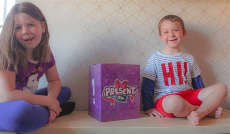 Present Pets - Toy Review | Scrapbook Blog