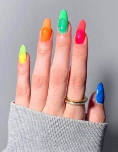 34 Must-Try Almond Nails To Inspire Your Next Manicure - A Beauty Edit