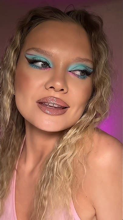 Люблю эксперименты с блесками 🤍🕊️ #макияжпитер #макияж # ...