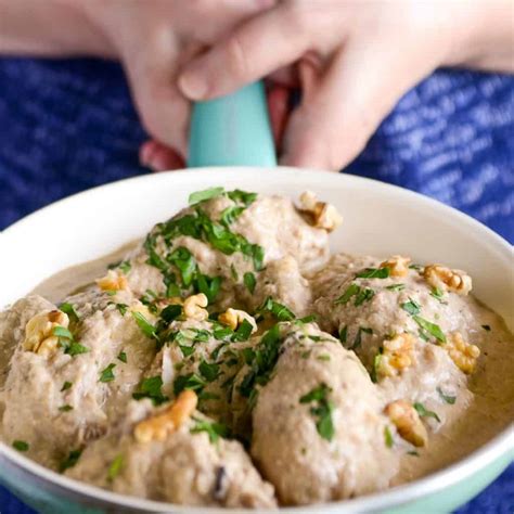 Satsivi (Georgian Chicken In A Walnut Sauce) - Lavender & Macarons