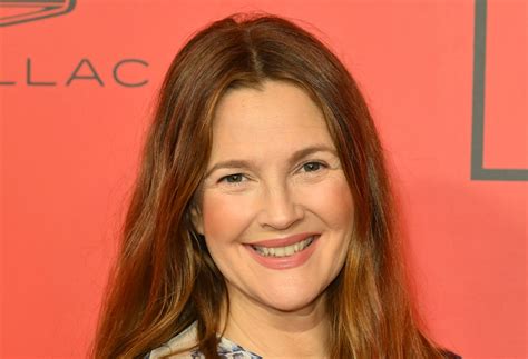 drew barrymore postpones talk show return  strike