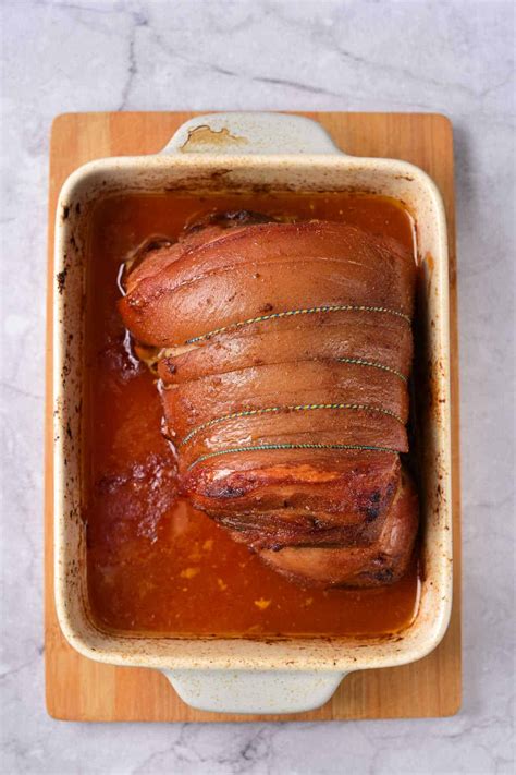 How Long to Cook Pork Shoulder at 350 (Boneless)