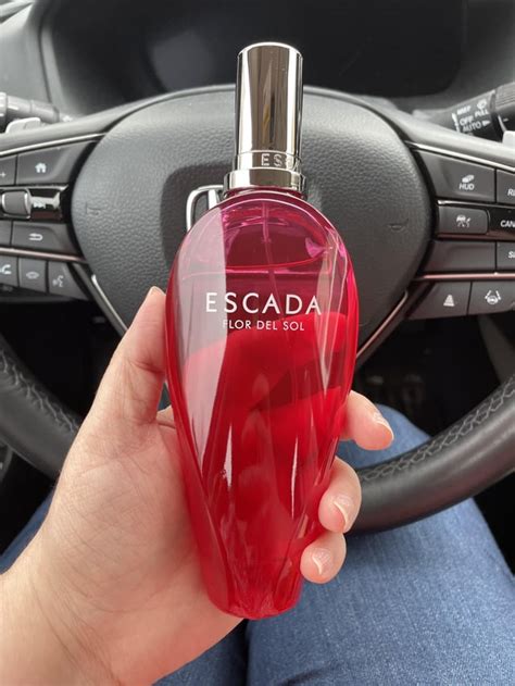 Escada Flor de Sol! : r/FemFragLab