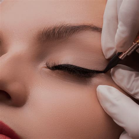 Why I Love Permanent Eyeliner - Lashforever Canada
