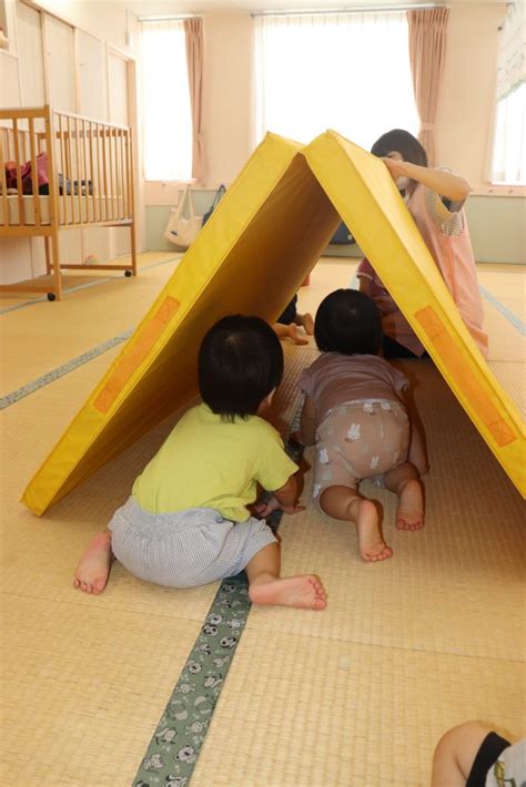 保護中: 0歳児 マット遊び | 福知山丹陽こども園