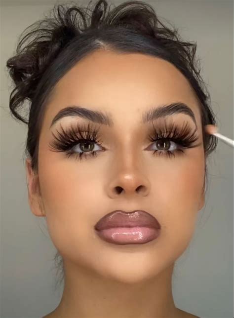 sosabarbies depop shop depop glam makeup  brown skin makeup