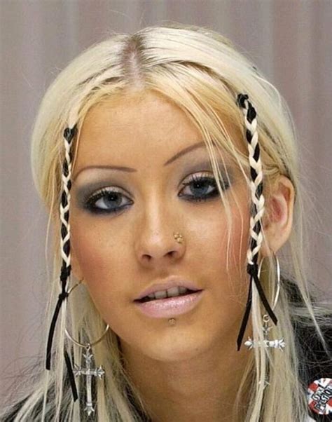 l-anatomie | Christina aguilera hair, 2000s makeup looks, 2000s hair
