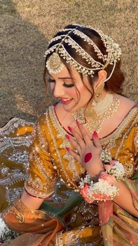 rabeeca khan mayon photoshoot bridal makeup images pakistani bridal