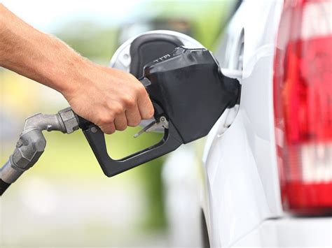 Unlock the Secret to Better Gas Mileage: Which Fuel Wins? 6