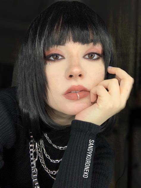 Onisuna - Did a makeup look inspired by Lisa from...