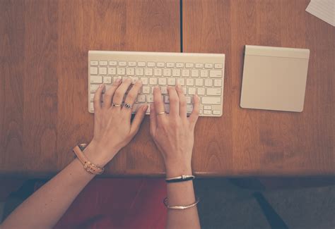 Choosing Captivating And Engaging Topics For Your Webinar