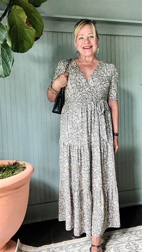 Best Fashion Sources For Petite Women Over 50 | Classic Casual Home