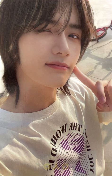 Beomgyu Photocard Scan | Txt, Photocard, Celebrity art