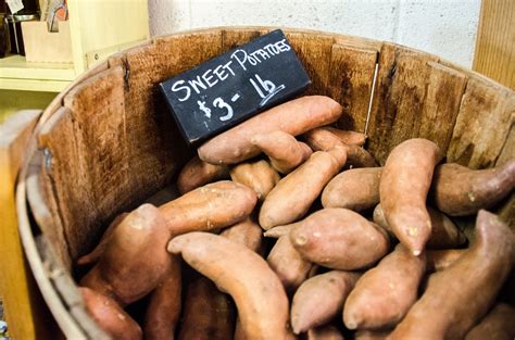 images food produce vegetable meat sausage farmers market
