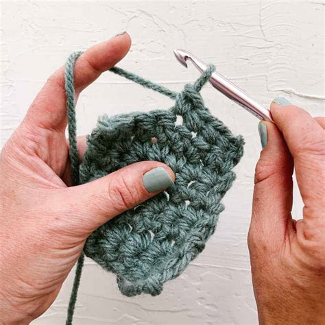 Modern Crochet Patterns + Tutorials » Make & Do Crew