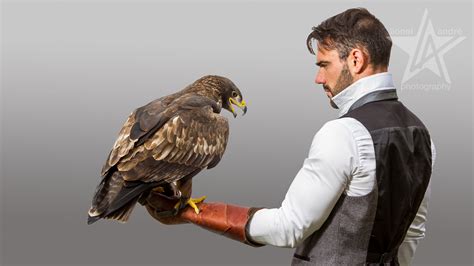 Lionel André Photography - Jess and the birds of prey