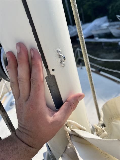 Slug stop : r/Sailboats