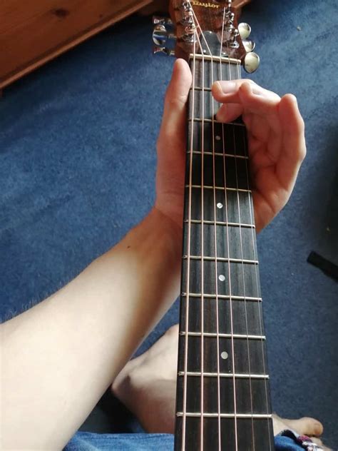 how to play dadgad guitar