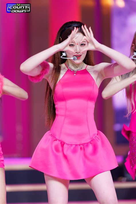 230518 (G)I-DLE Shuhua 'Queencard' at M Countdown | kpopping